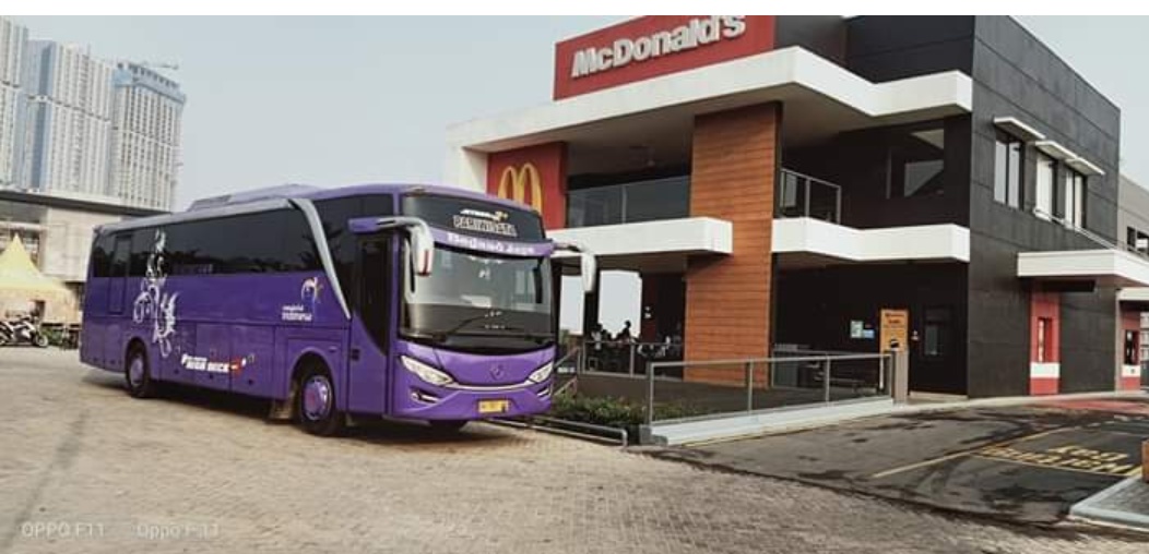 sewa bus pariwisata batam3